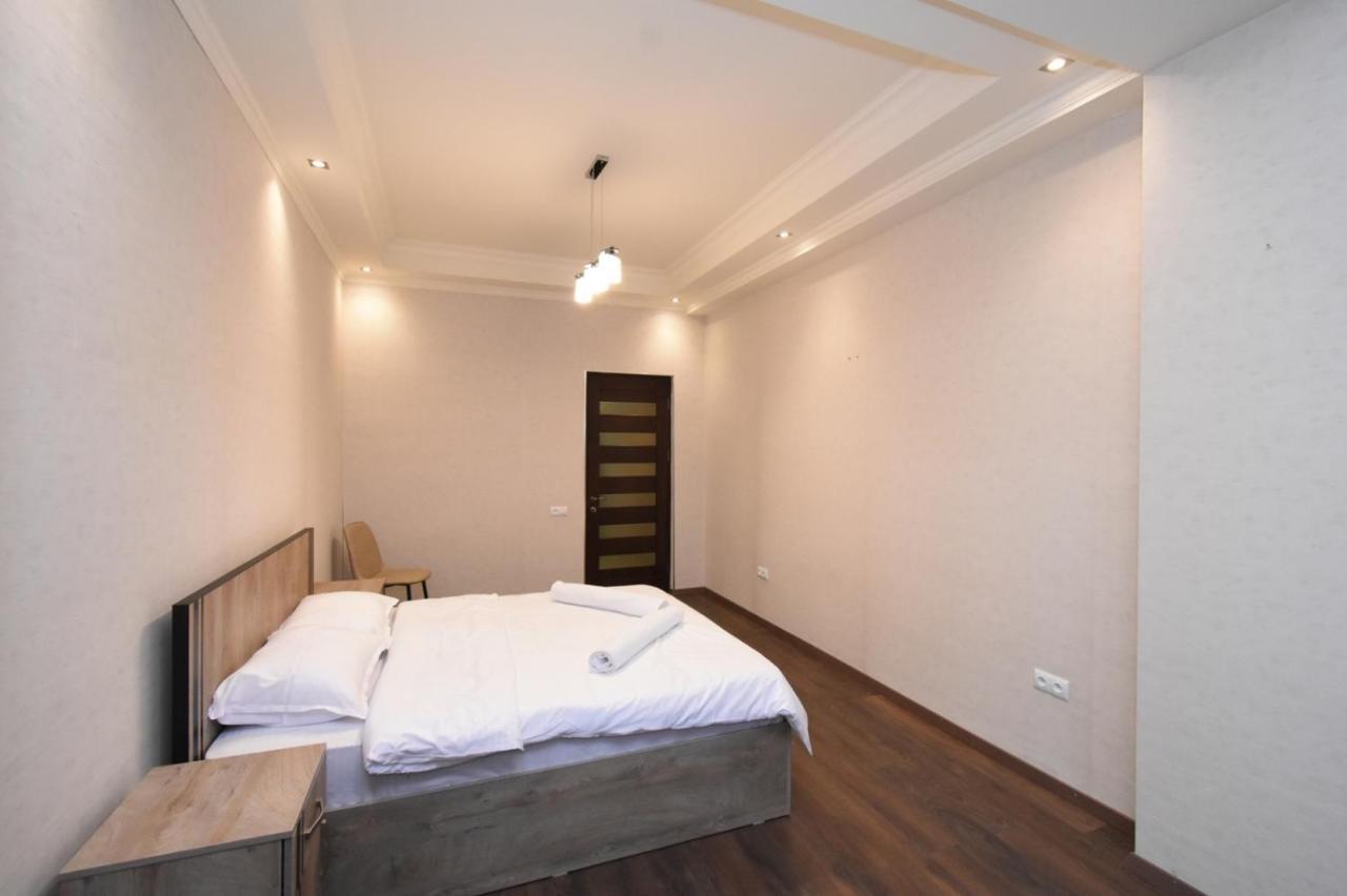 Malibu Apartment Yerevan Luaran gambar