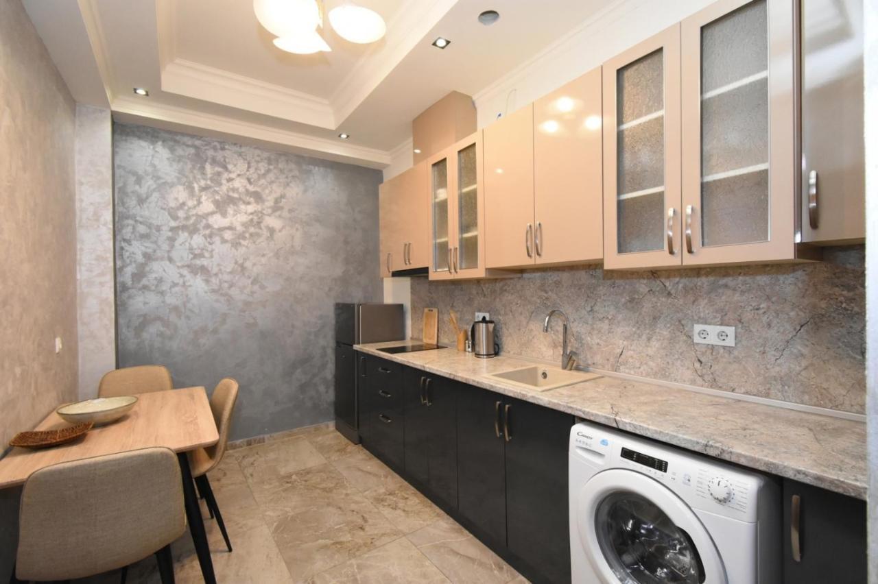 Malibu Apartment Yerevan Luaran gambar